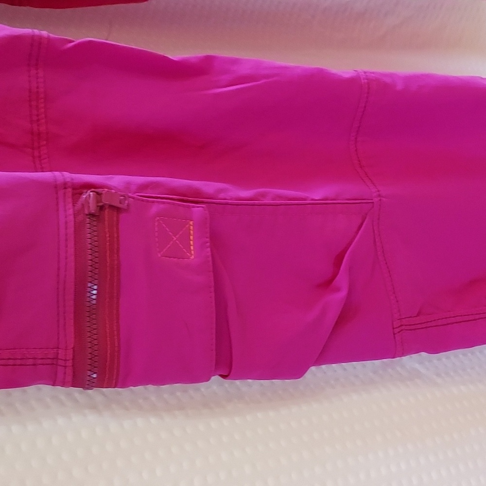 Title Nine Women's Pants Trail Mix Hot Pink Nylon Hiking Outdoor Capris 2 - Picture 3 of 12